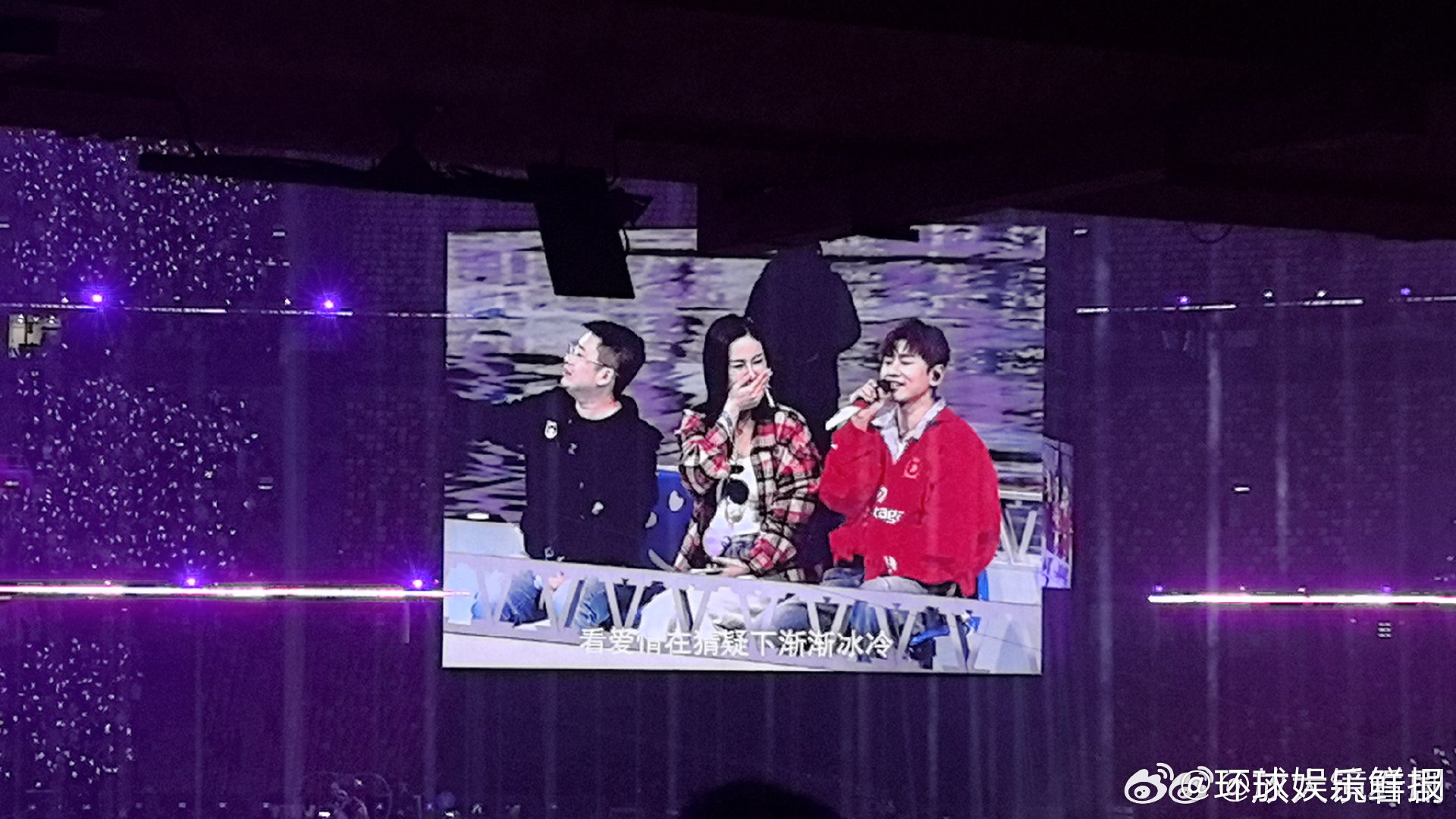 张杰称我会唱得比AI更好听到AI版自己的声音，张杰选择更用心去唱，努力超越每一个