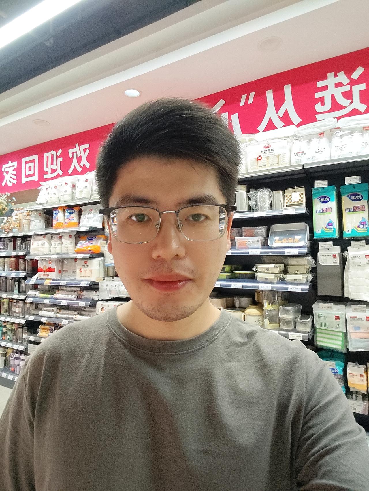 刚看到这样一段话
贫穷的本质是拖延，行动迟缓
现实生活中瞻前顾后，犹豫不决
害怕
