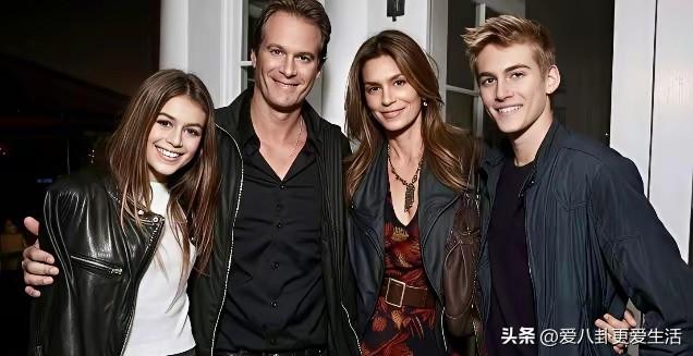 说这是好莱坞颜值最高的家庭，应该没有人反对。

辛迪克劳馥和他的企业家丈夫，已经