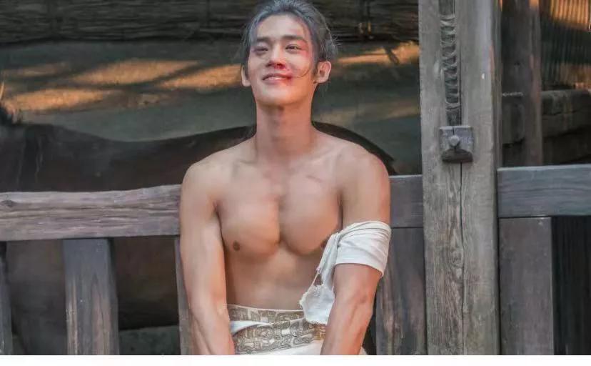 封神为什么卖不动?
这个暑假是史上最爆暑期档，很多电影的票房都高于预期。
比如2