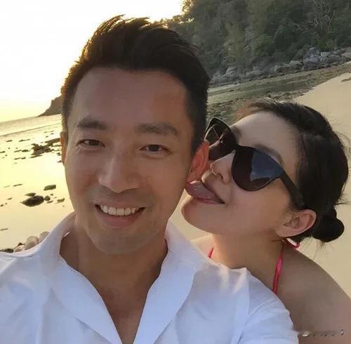 大S也是嘴硬王者！

一边跟汪小菲一副老死不相往来的架势，一边留着以前的甜蜜回味