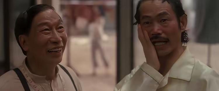 还有鳄鱼帮大嫂、拿葱的大婶、戴眼镜的老伯、被打的警察、斧头帮师爷、斧头帮小弟、被