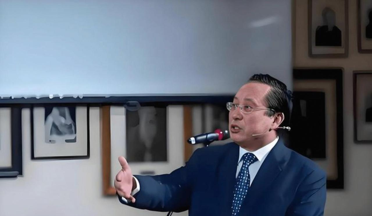 高志凯抛出一个很有意思的反问：如果俄方认定经蒙古输气是好路线，那俄气进中国后，能