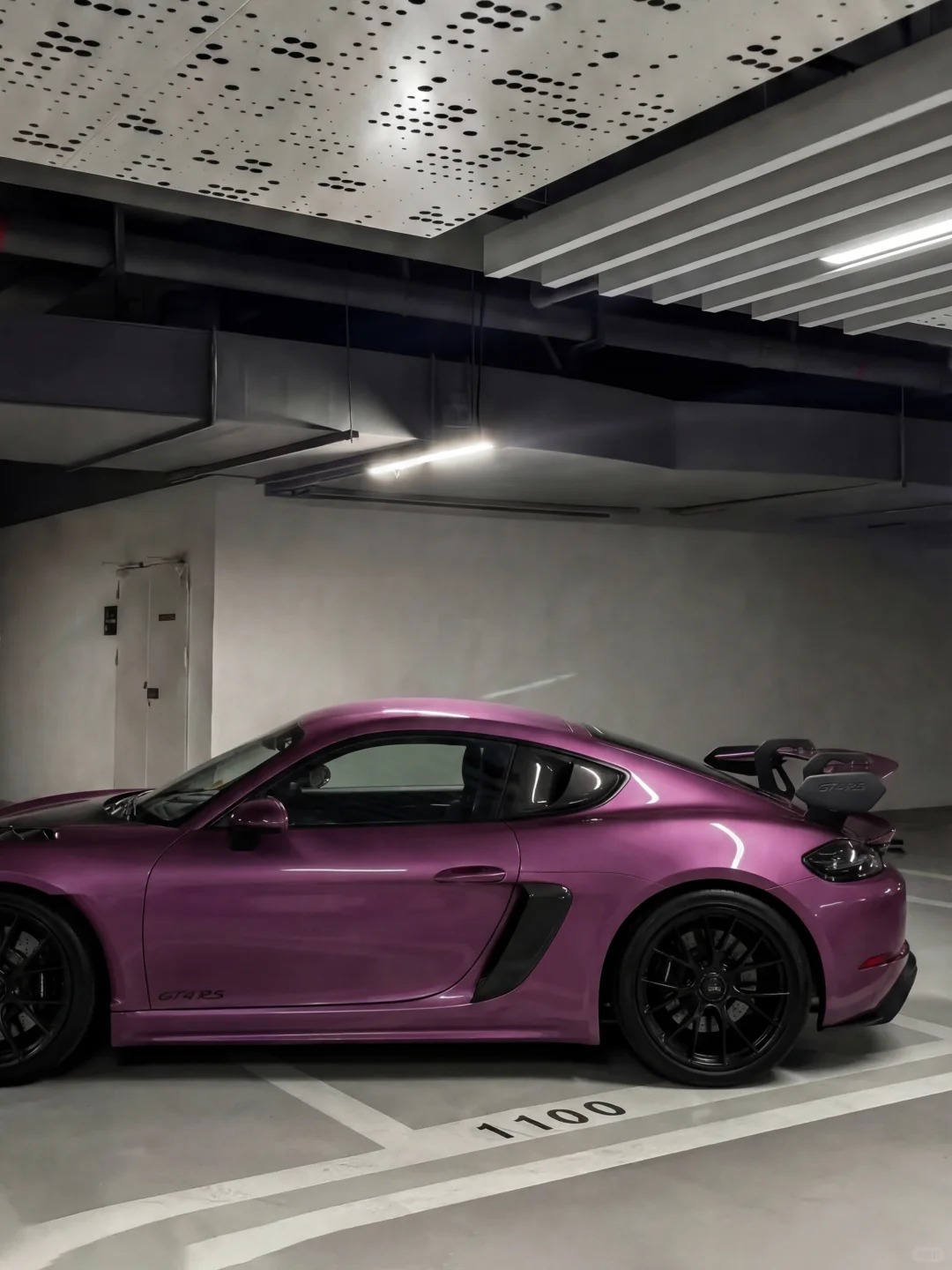 晚上好，你喜不喜欢不知道，我反正怪喜欢的车的新衣