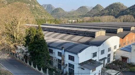 既然英国可以把中国企业收归国有，我们也没必要再费口舌，应该挑选英国在华体量相近的