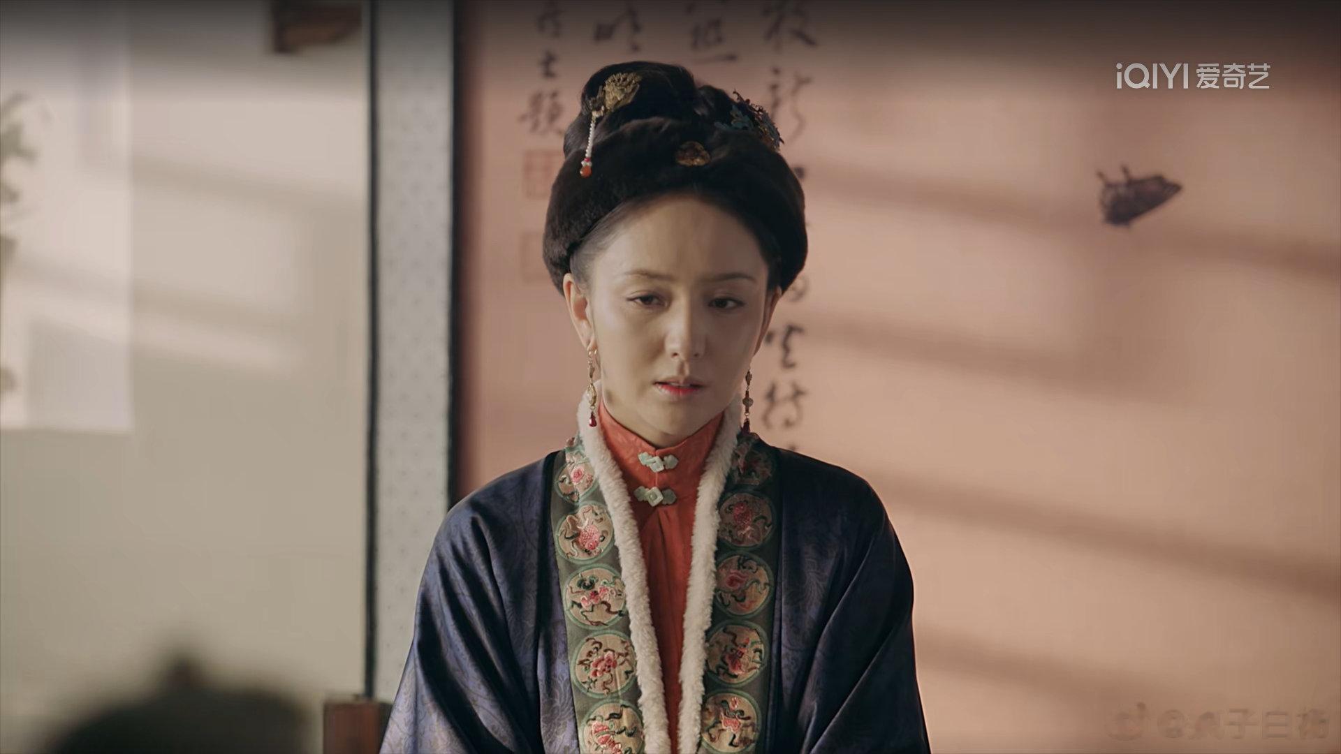 敦肃皇贵妃 ，年氏服饰模仿【雍亲王题书堂深居图屏·裘装对镜轴】中人物，图5原画是