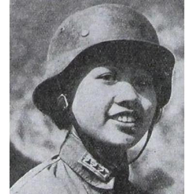 1942年，廖耀湘听说远征军中有一个女兵活着走出了野人山，那可是活生生“吞噬”了