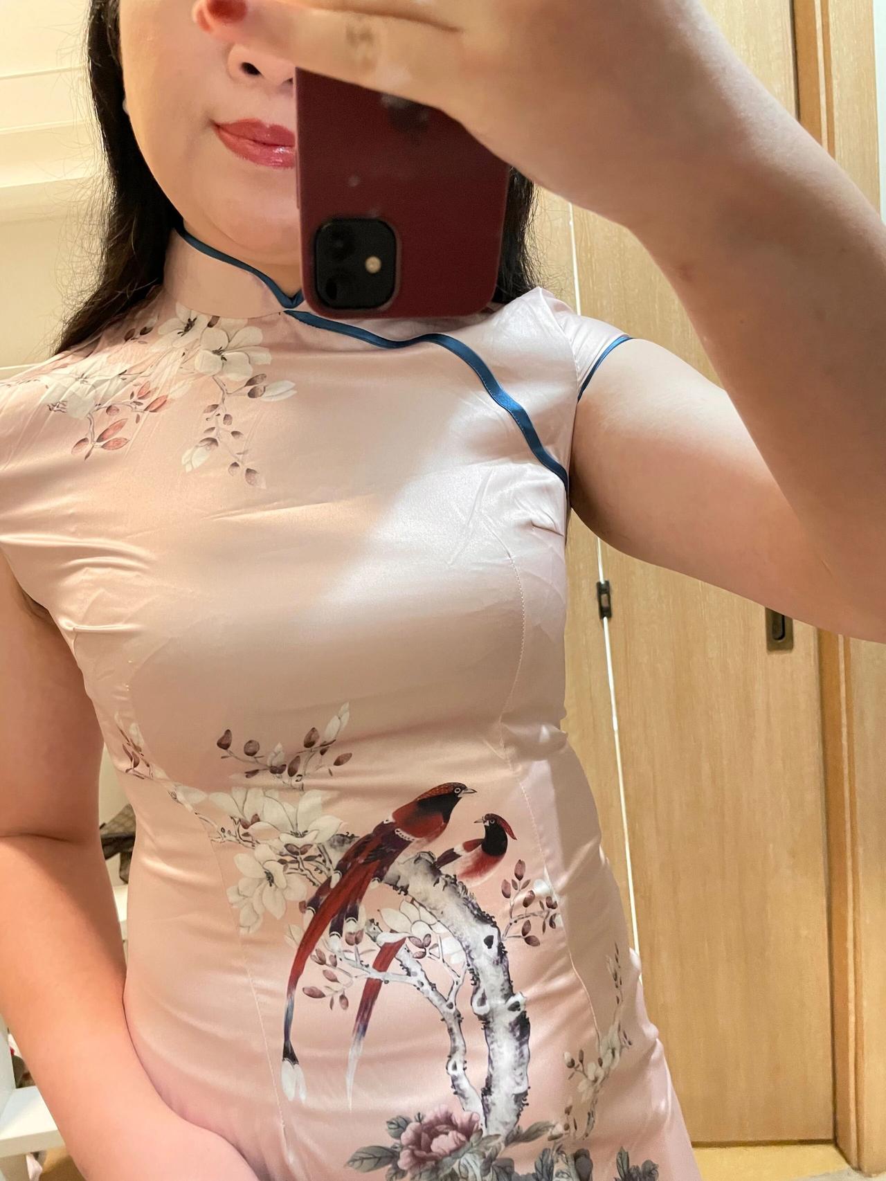 一句话，这个图片怎么样，值不值一个赞？
说实话，看了后让人浮篇联想，我看了十分钟