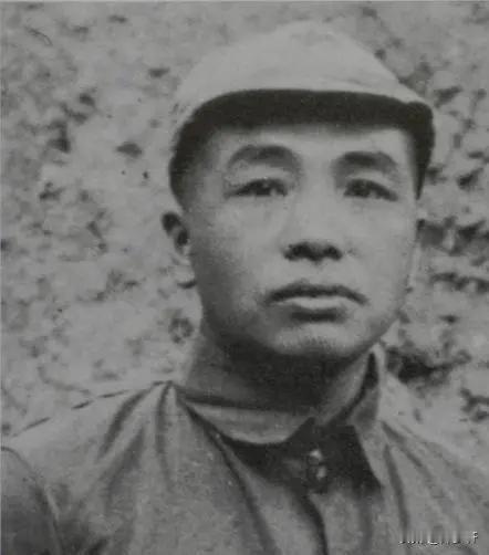 邓萍牺牲三十一年后彭德怀亲笔写碑文，黄克诚读后却说：这样写太张扬了！
1958年