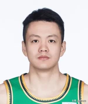 看来，乌戈的体系里，不会再有姜宇星的位置了，前几场比赛，乌戈宁愿用三后卫阵容，都