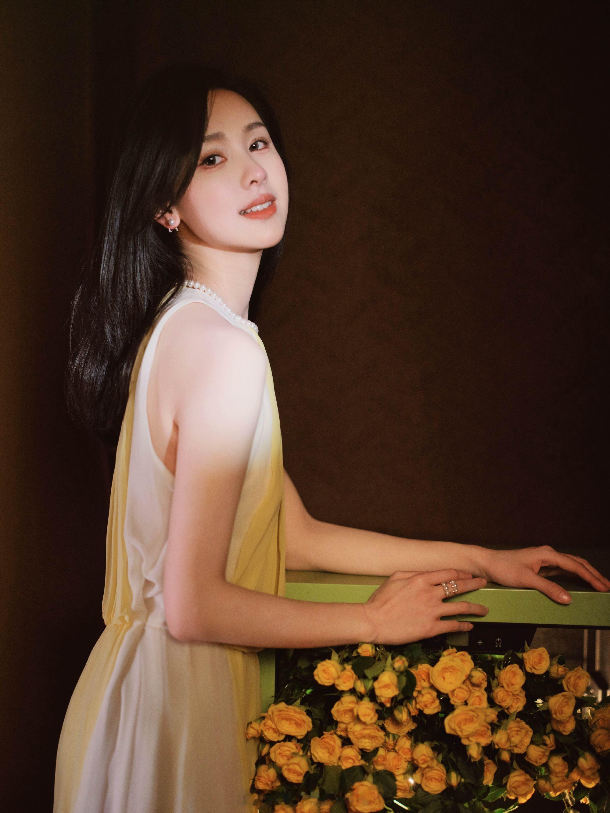 陈都灵花千骨柔美入梦 