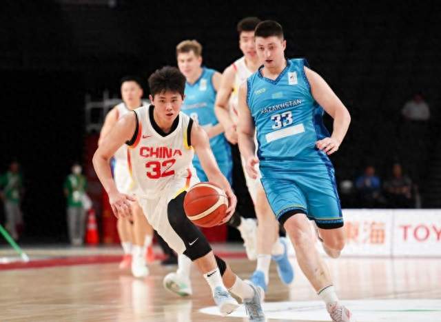 李悦洲两战命中率76.9%全队最高，郭士强该不该让他首发？