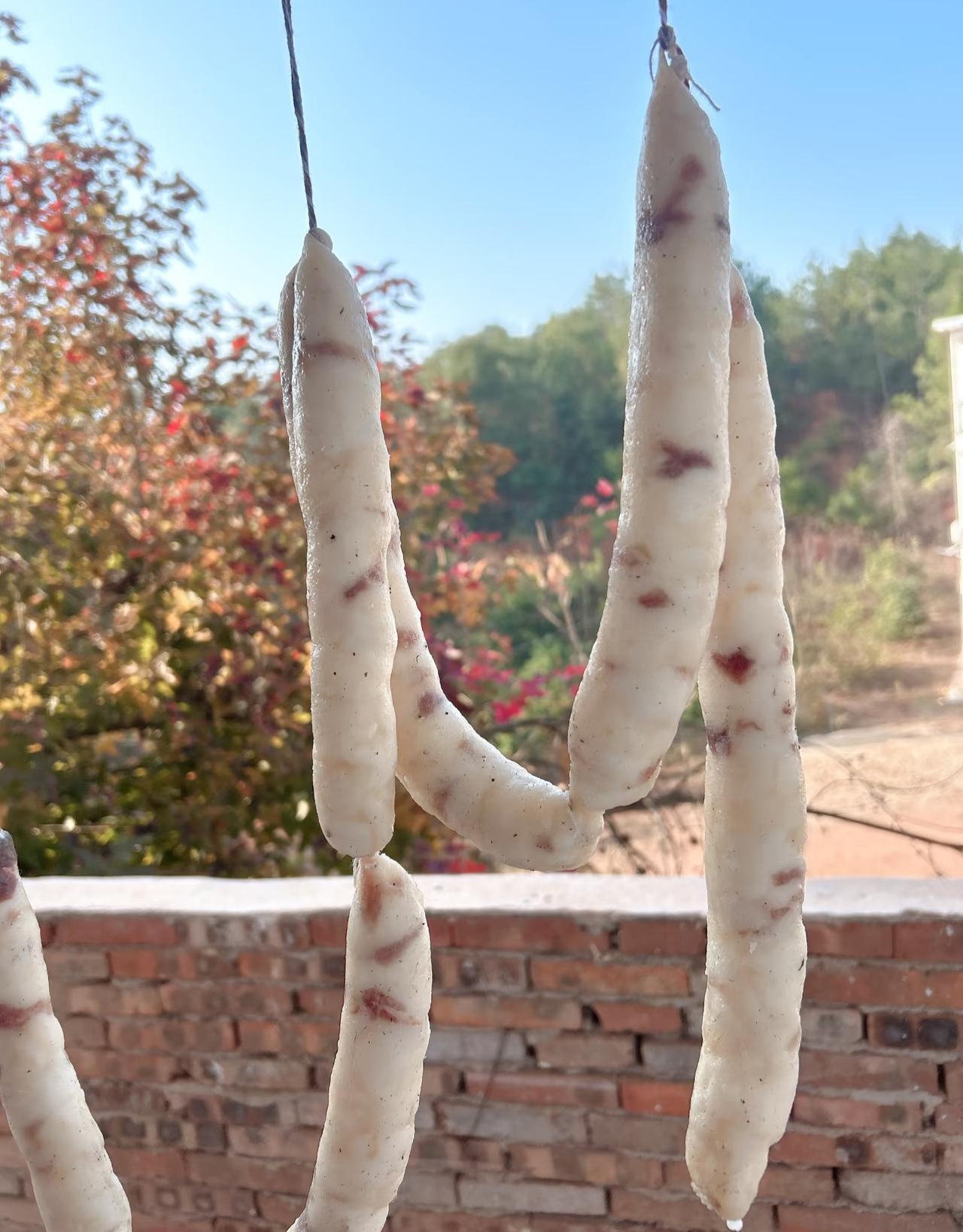 你们会在年前自己做腊肠吗？
问大家个问题
你们老家会在过年前自己做腊肉腊肠嘛
反