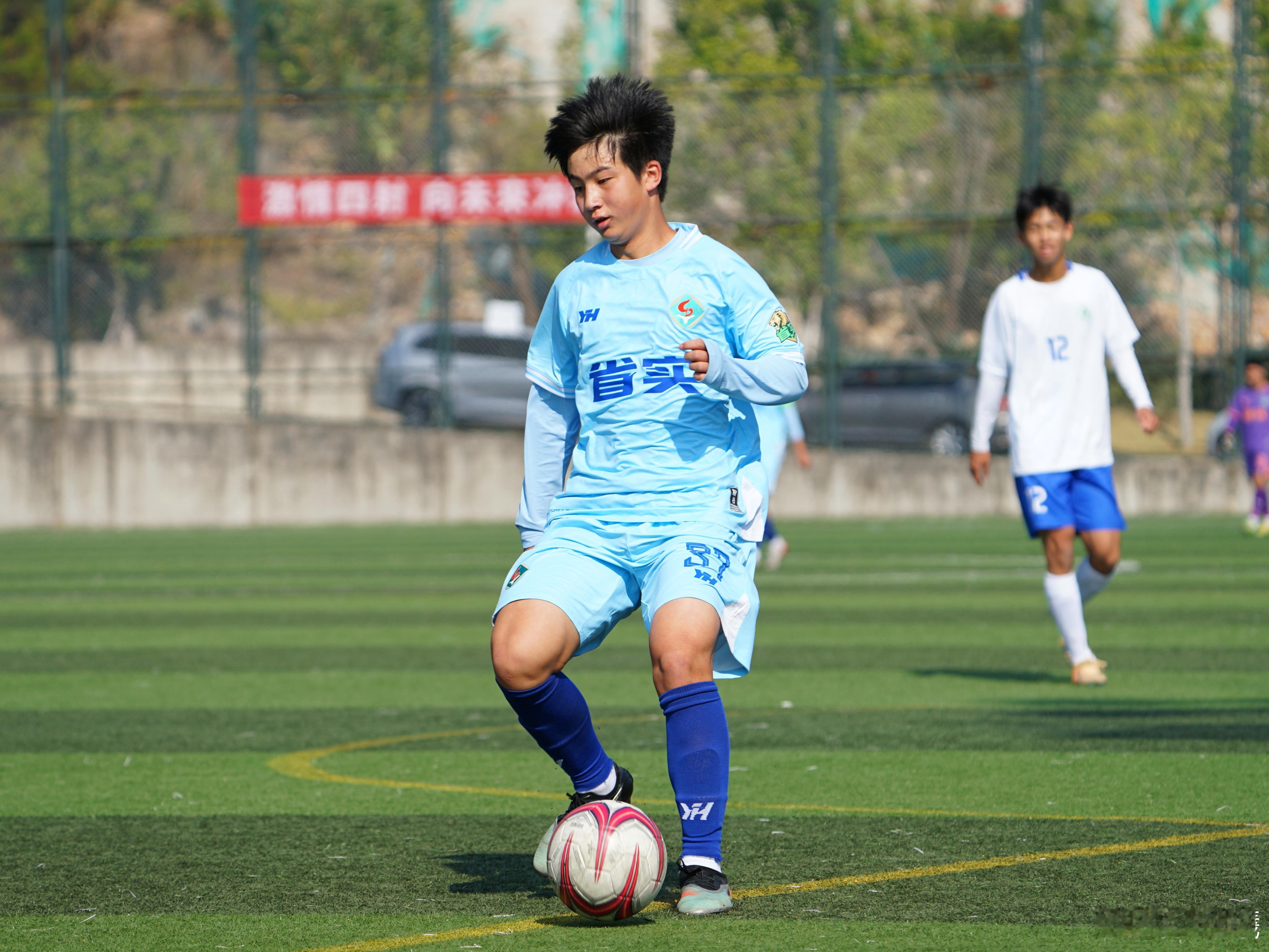 大腿过于发达了.. 