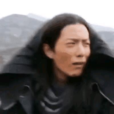 明星自黑起来，连黑粉都害怕！

老实说，你们认出下面这两位是谁了吗？

网友调侃