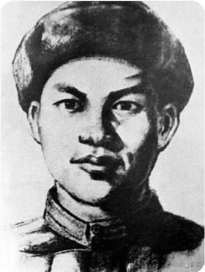 今天拜读了英雄烈士邱少云的英雄感人的事迹，内心被深深触动......
上甘岭战役