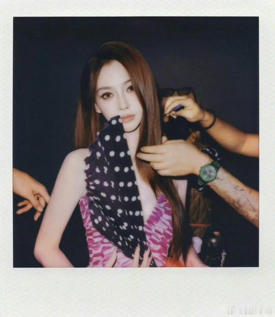 Angelababy晒高定照｜angelababy Angelababy真爽文女