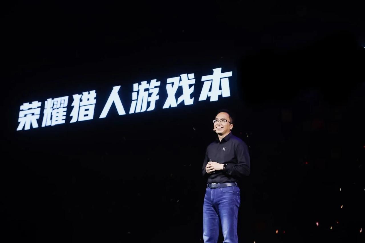 荣耀猎人游戏本终于要出新款了，这还是荣耀首款AI PC，将会采用全新的ID设计，