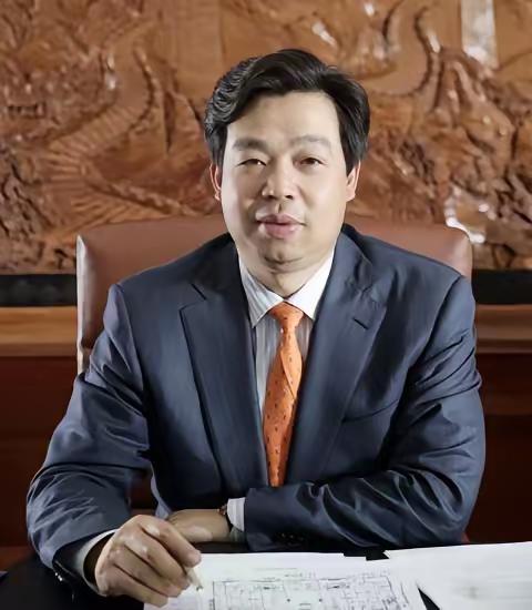 居然之家老板居然跳楼了！

​哎，挺可惜的，这些生物链顶端的人都有想不开的事情，