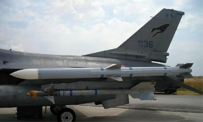 每天认识一件兵器 美国AIM-120“监狱”空对空导弹AIM-120“监狱”（S