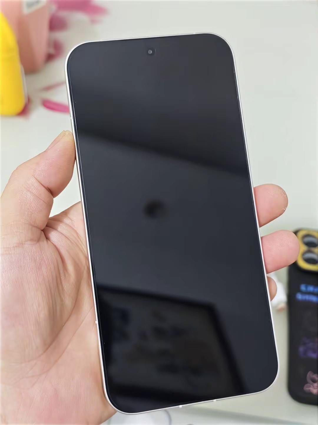 红米k90promax昨天到了，用了一天。首先就是系统，我记得几年前MIUI的时