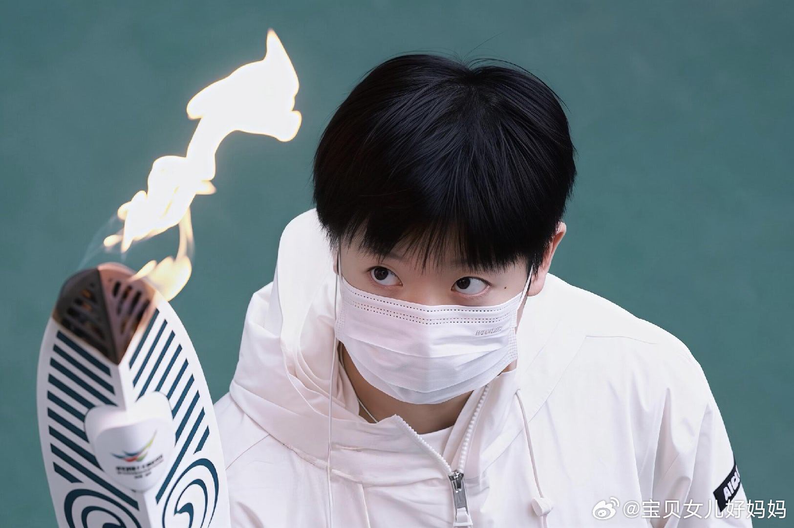孙颖莎说我们赛场见孙颖莎暖心致谢球迷祝福，明确表态不支持各类生日应援。一心扑在训