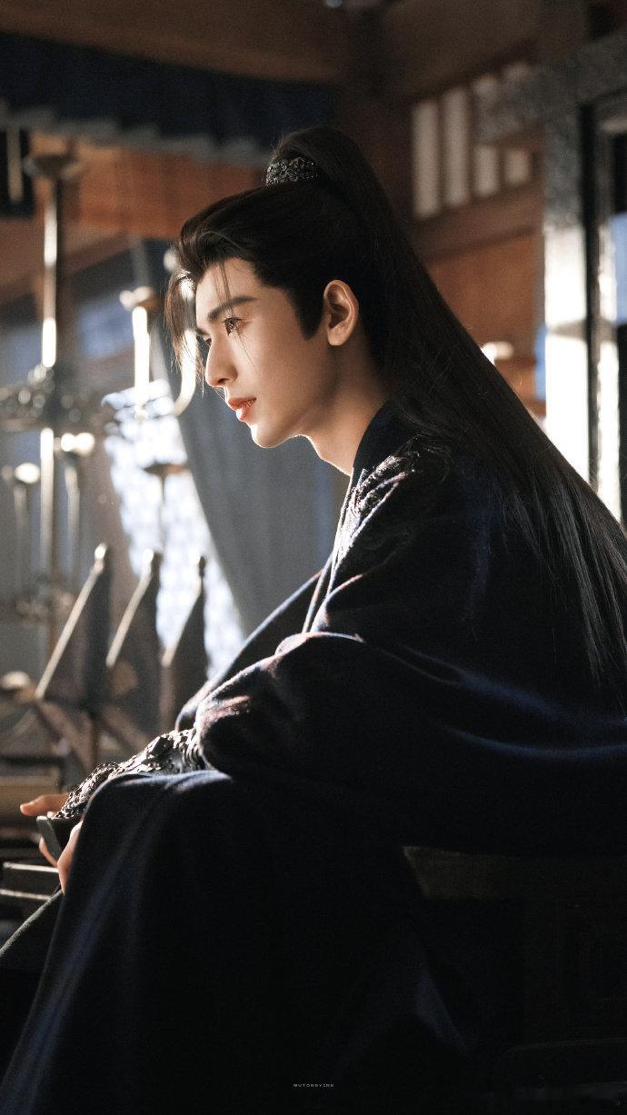 张凌赫逐玉有效剧播张凌赫统一男女审美张凌赫统一男女审美，张凌赫逐玉有效剧播，咱就