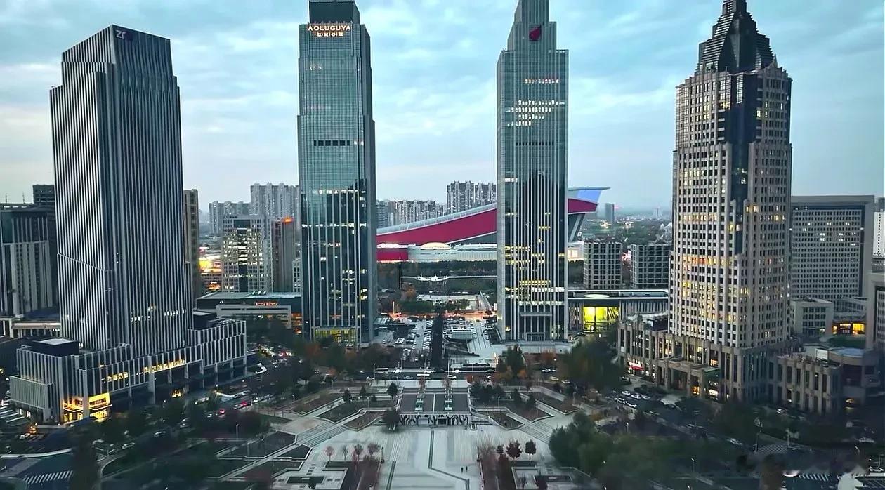低估了哈尔滨，没想到哈尔滨城建这么高级，还以为哈尔滨没有高楼呢。一般人都觉得东北