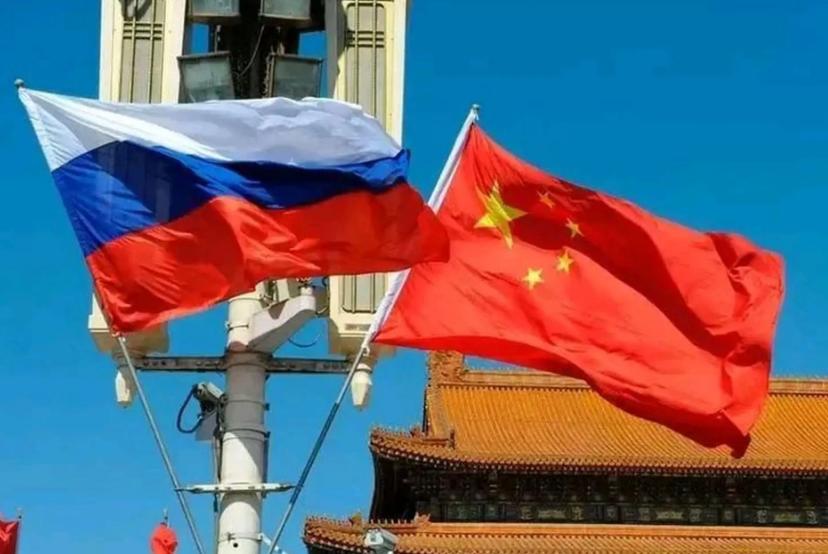 北约一旦踏入俄罗斯本土，中国就必须出兵？很多人还陷在这种兄弟义气的幻想里。错了！