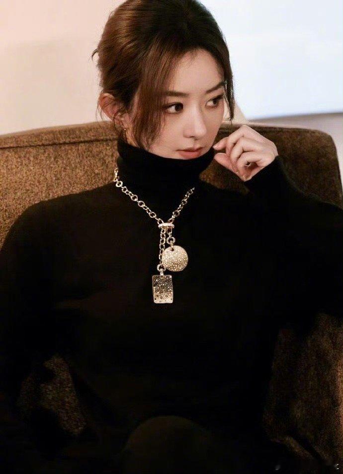 赵丽颖姐姐真的好美的一朵大花！｜赵丽颖[心] ​​​
