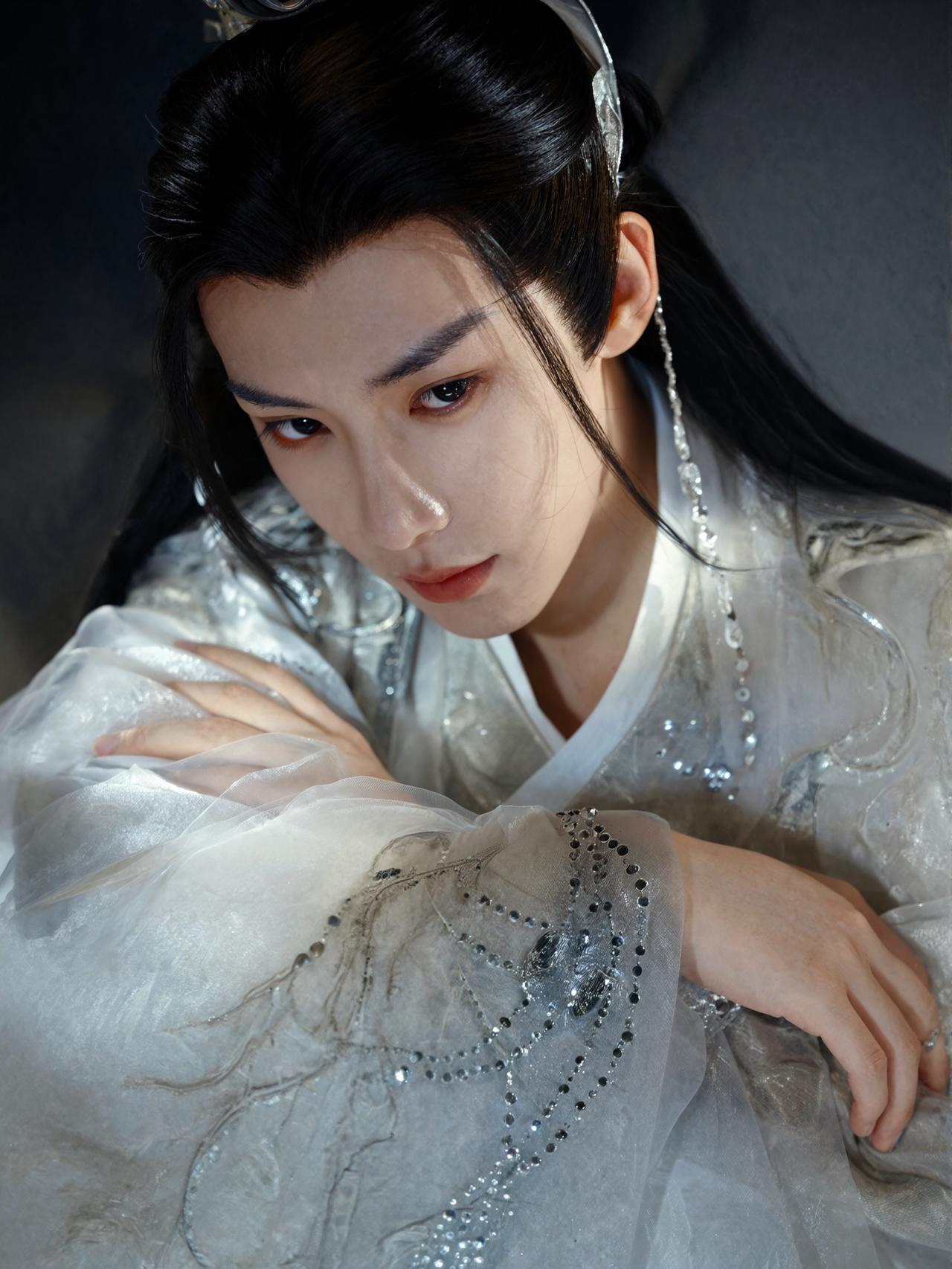 安能辨我是雄雌？