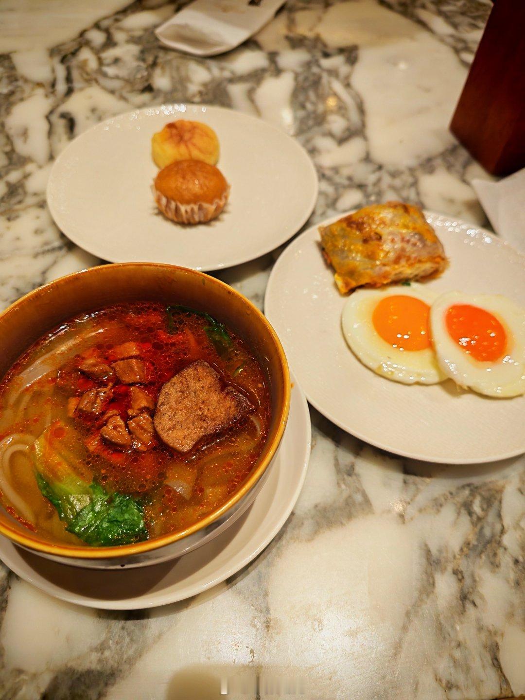 今天2班飞机去深圳，早起不慌不忙的 