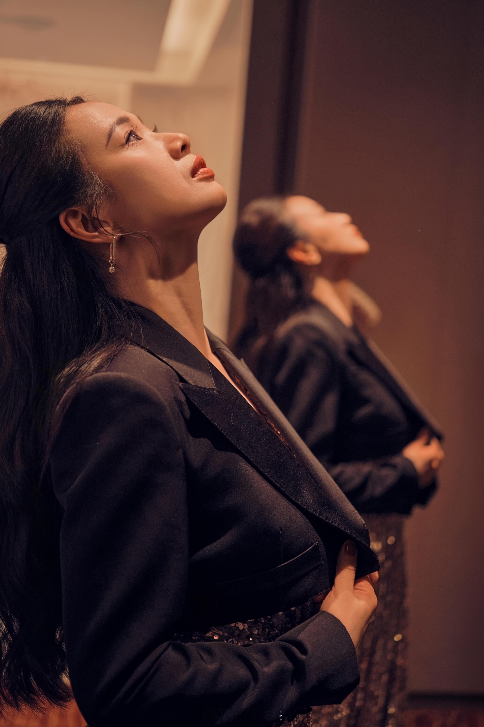 李梦，特别有个性的穿搭 