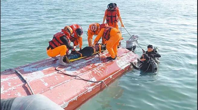 台湾《联合报》今日发文写道：“两岸关系不睦这是当前事实现状，大陆方面态度愈来愈强