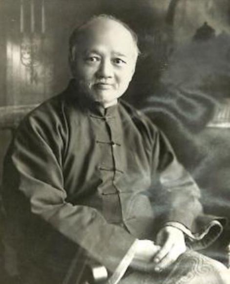 他是国民党的元老，也是蒋介石最忠心的部下，却因蒋介石的生日遭遇人生大祸！
195