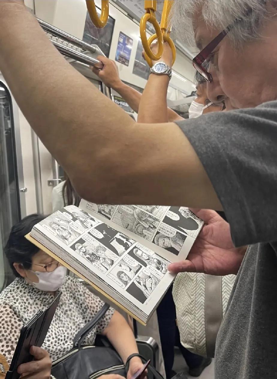 男人，不看漫画了，
才是真正开悟的时候！