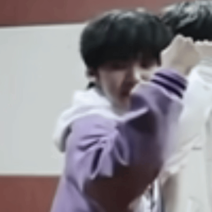 猪龄12的15岁肥崽汁 ​​​