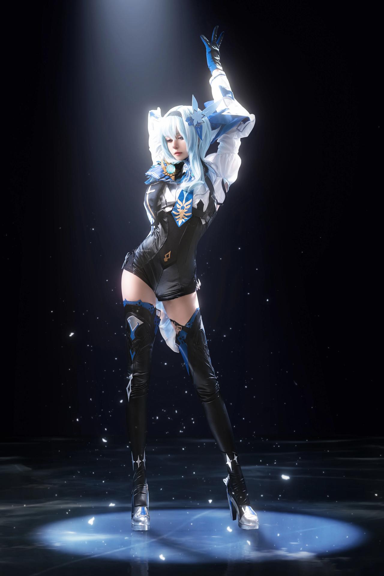 优菈是冰雪世界中的白天鹅!  