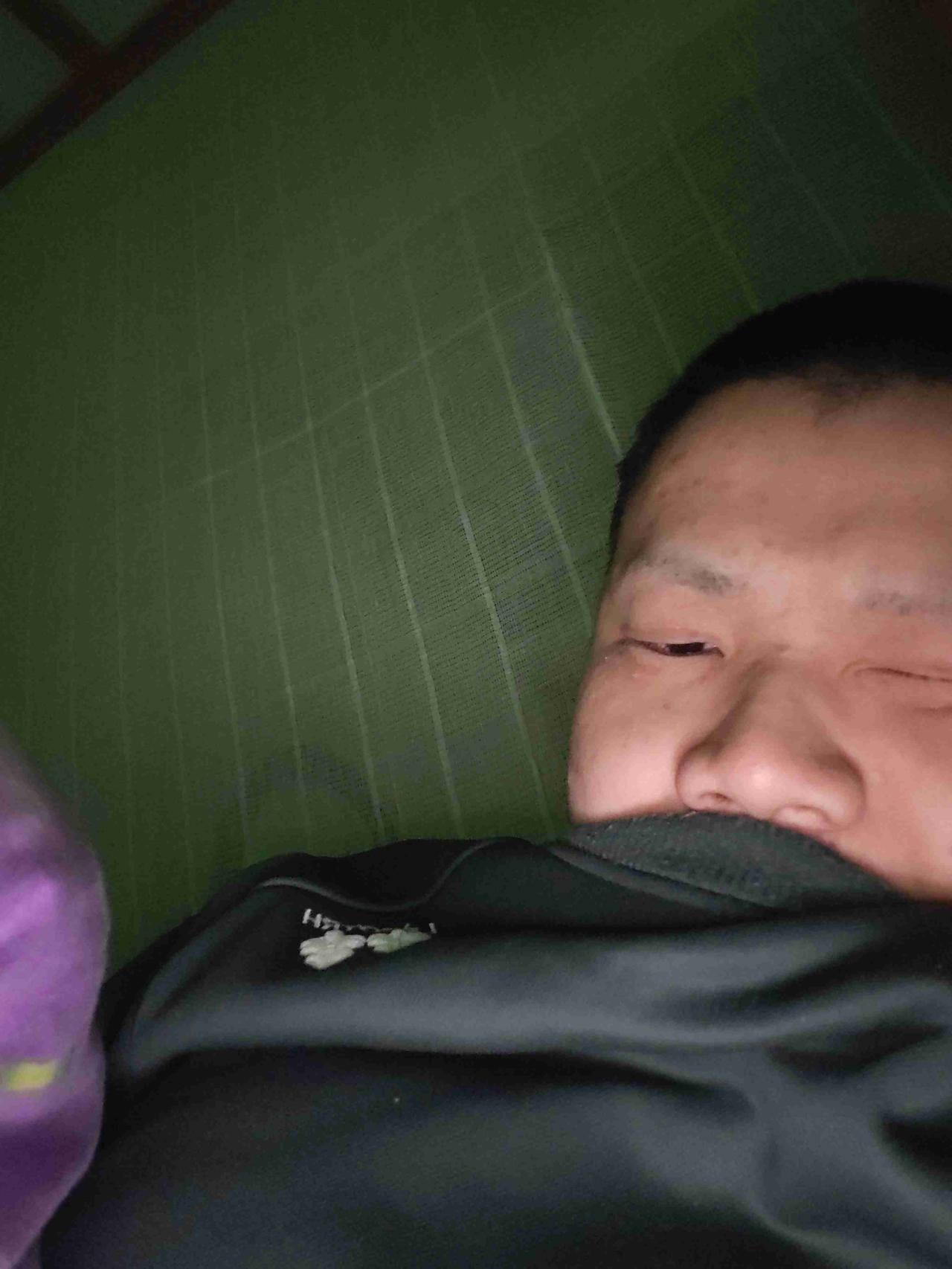 我的今日状态：😁轻松愉快
我这里的天气：☀️晴天