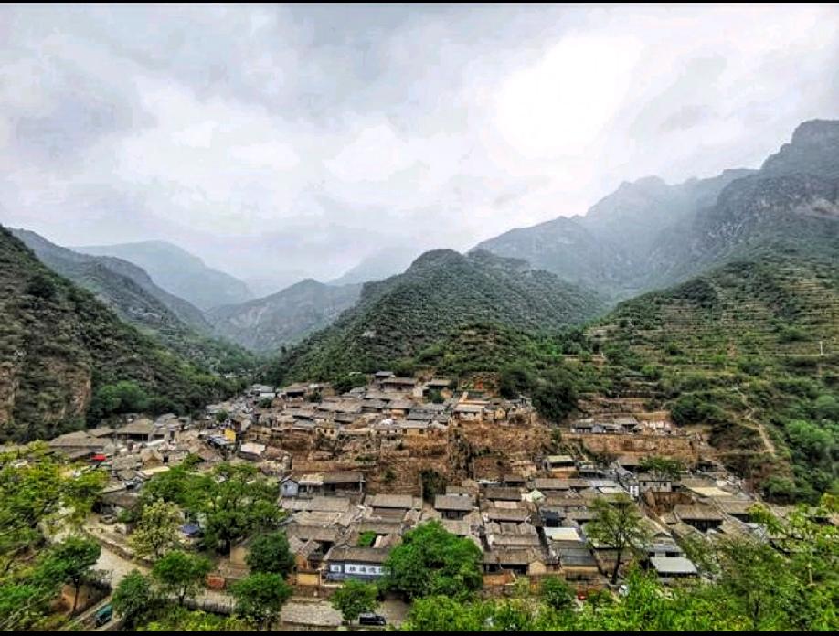 别只逛市区！京郊这4座古村，每一个都值得专门跑一趟
 
藏在京郊深山的古村，从不