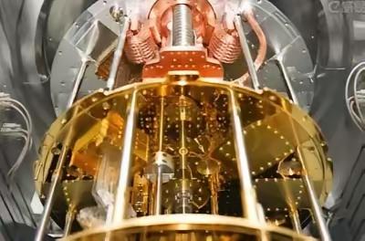 中国强势又出招，美国特别害怕的一刻终于出现了，日本噤声了，西方国家称中国正步入属