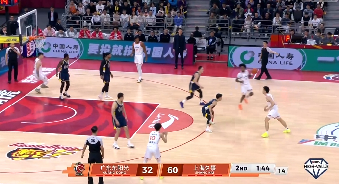 这场宏远应该是凉透了，40分钟的比赛，不可能能追30分分差的，太难了，没那么多时