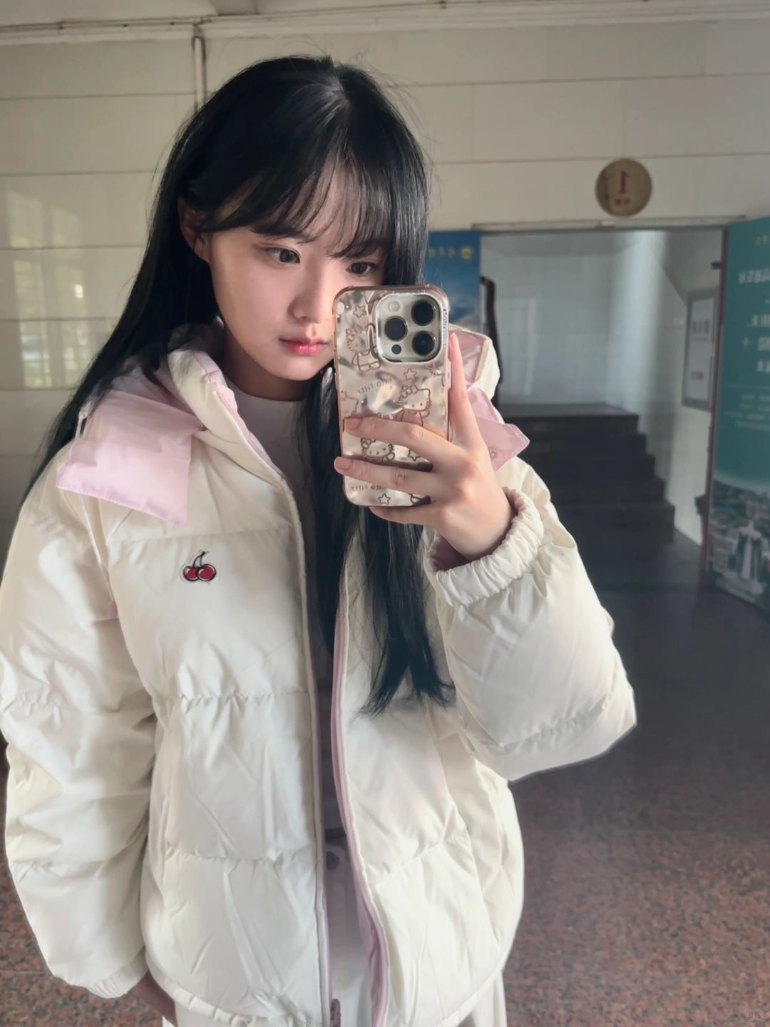 樱桃羽绒