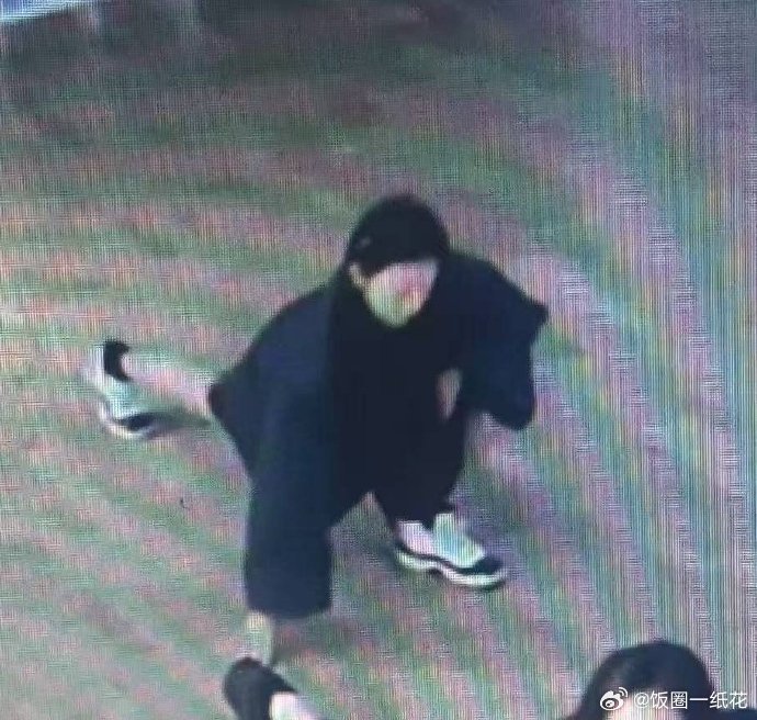 在伦敦舞蹈工作室偶遇Newjeans三人Newjeans三人被偶遇在伦敦的舞蹈工