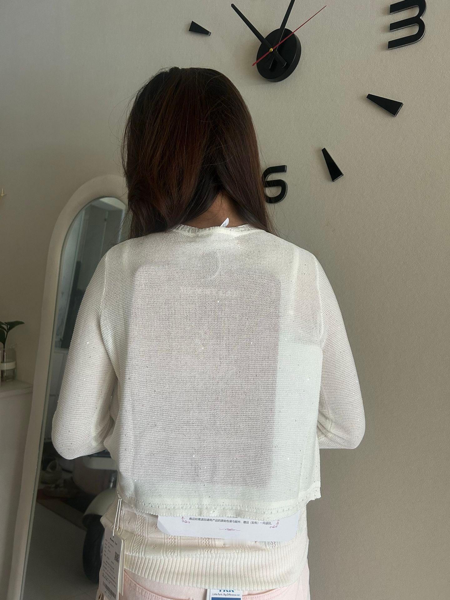 吊牌成本快超过衣服成本了[思考] ​​​