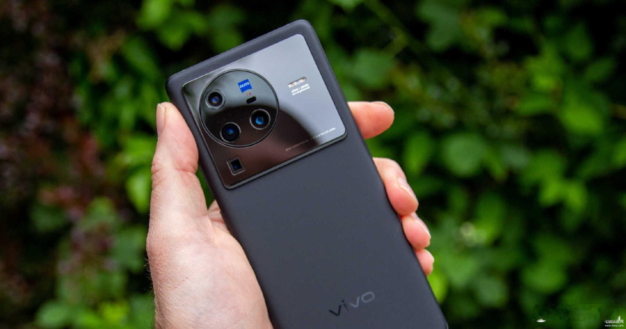 #iPhone在华市场份额跌出前5#OPPO 、荣耀、华为、vivo 和小米排名