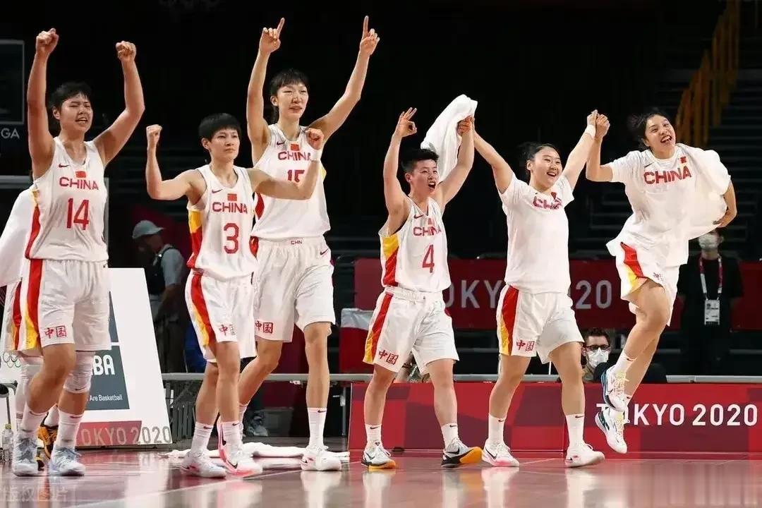 中国女篮关键时刻不掉链，以74:72战胜日本女篮蝉联冠军！
在刚刚结束的亚运会女