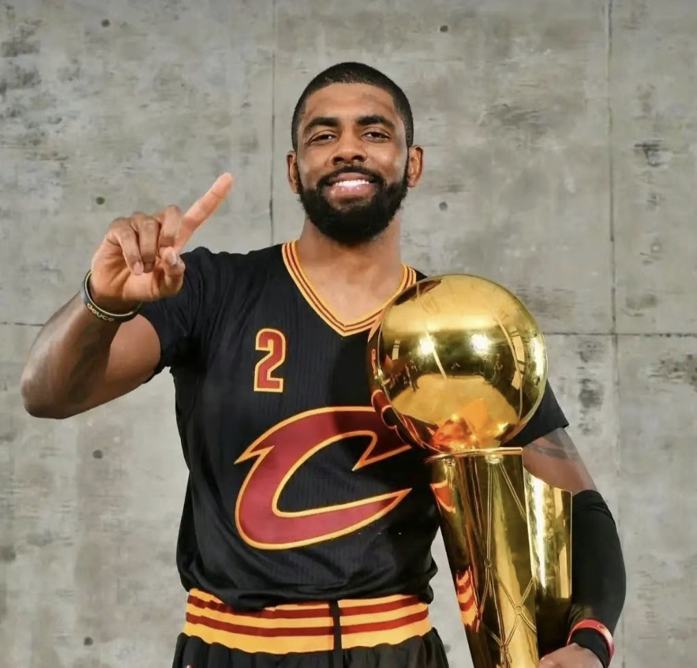 球迷总结至今为止最没有争议的：NBA各项荣誉档次排行第一档总冠军（总冠军是毫无争