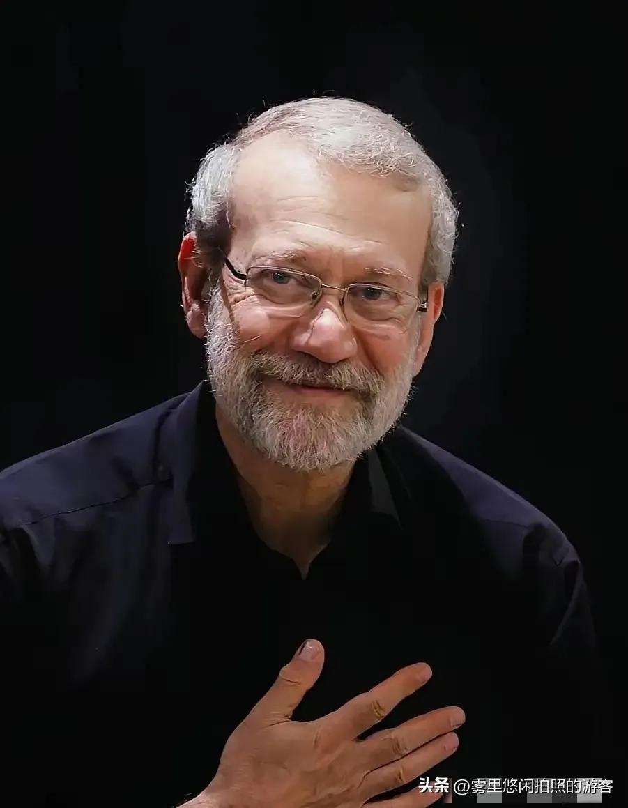 他本不是普通人，位高权重，手握退路，完全可以选择安全、选择逃避、选择苟全。但他偏