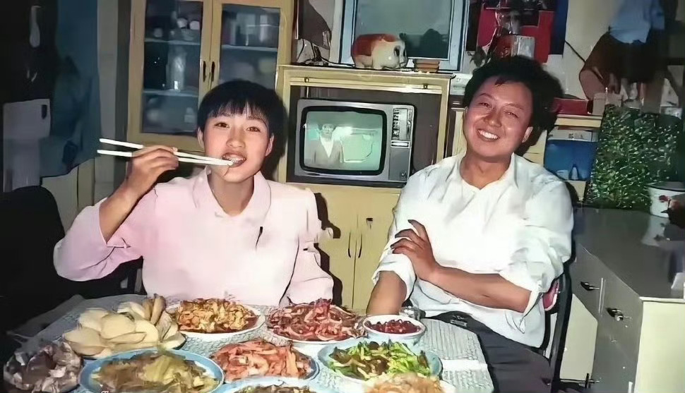 在80年代，这样的家庭算什么水平？ ​​​